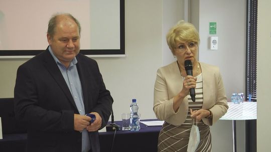 Naukowcy o losach mieszkańców wsi po pacyfikacji - konferencja IPN i Muzeum Wsi Kieleckiej