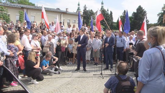 "Nie pozwolę na to, żeby ktoś nas nazywał nas hołotą" - Rafał Trzaskowski w Kielcach