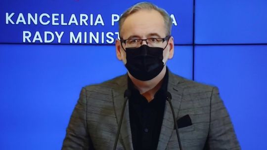 Niedzielski: w czwartek przedstawimy pakiet rozwiązań epidemicznych na całe wakacje