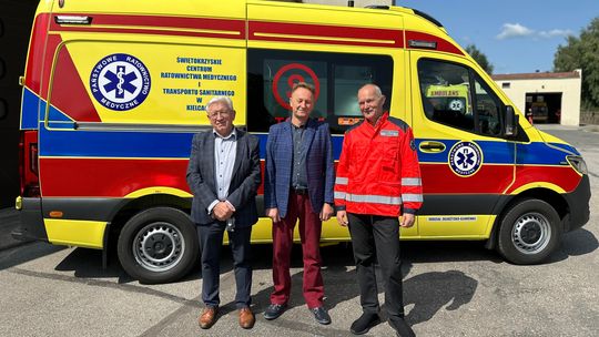 Nowe ambulanse w ŚCRMiTS