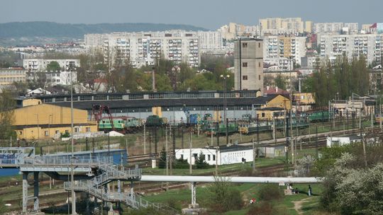 Nowe rozjazdy zwiększą możliwości kolei na linii z Kielc do Częstochowy