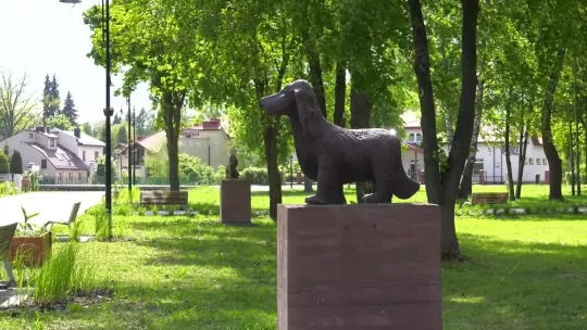 „Nowe” rzeźby stanęły w parku miejskim