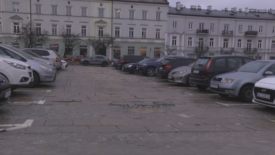 Nowy dzierżawca parkingu na Placu Wolności w Kielcach