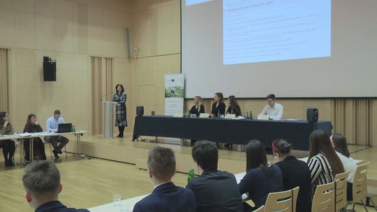 Nowy skład Młodzieżowego Sejmiku Województwa Świętokrzyskiego wybrany