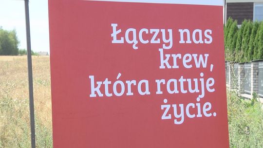 O bezpieczeństwie na drodze i oddawaniu krwi - wspólna akcja Policji, RCKiK oraz GDDKiA