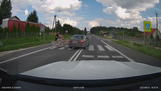 O włos od tragedii na przejściu dla pieszych