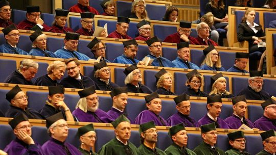 Od 1 października będą podwyżki wynagrodzeń dla nauczycieli akademickich