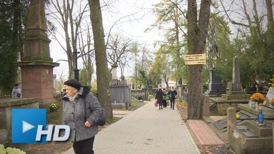 Od 25 lat ratują zabytkowe nagrobki