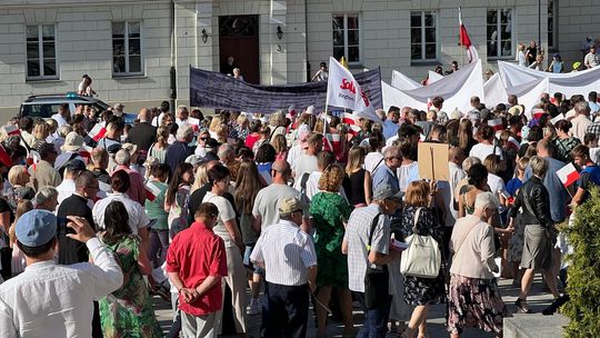 „Ojcostwo, Rodzina, Odpowiedzialność”