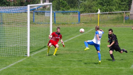 Orlicz Suchedniów rywalizował ze Starem Starachowice