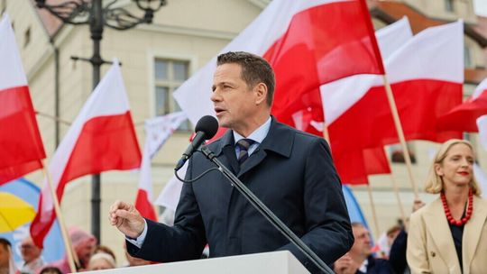 Ostatnia prosta kampanii Trzaskowskiego, czyli debata bez kandydata i piwo z Mentzenem