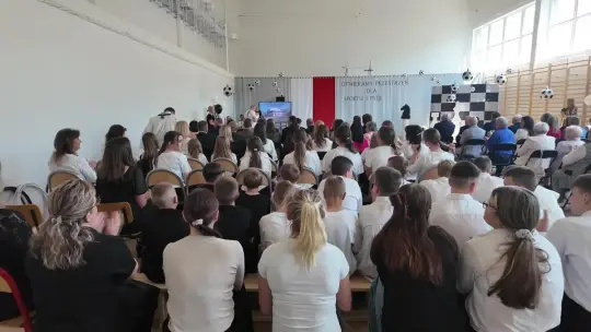 Ostatnia szkoła w gminie z nową halą sportową