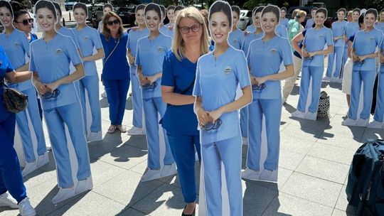 OZZiP: należy dążyć do dwukrotnego zwiększenia liczby pielęgniarek do 2039 roku