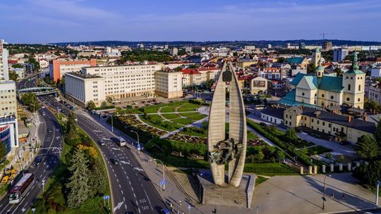 PiS żąda zburzenia komunistycznego pomnika; dla prezydenta miasta i PO to symbol Rzeszowa