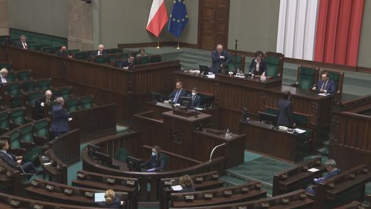 PiS zrezygnowało z „lex koryto”. Komentarze posłów