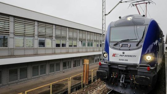 PKP Intercity: przez zmianę czasu specjalny rozkład jazdy