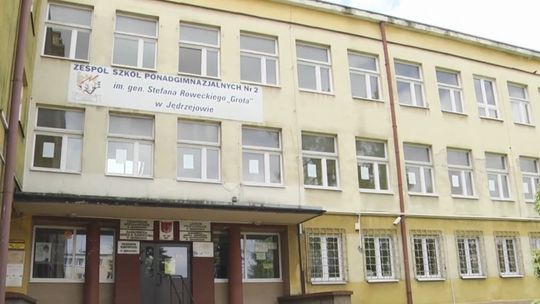 Placówki edukacyjne z powiatu jędrzejowskiego zostaną wyremontowane