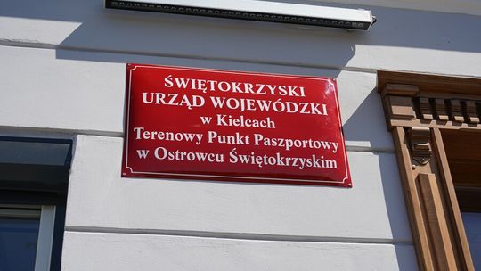 Po paszport do Ostrowca