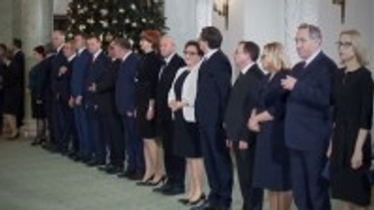 Po rekonstrukcji rządu. Rośnie pozycja prezydenta Dudy?