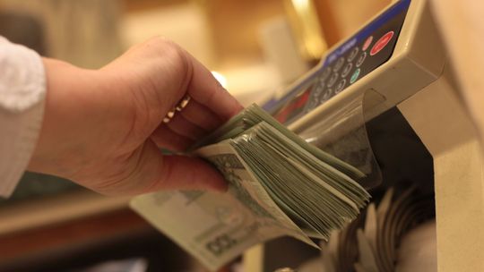 Po wejściu do Unii Europejskiej Polska urosła gospodarczo bardziej niż Węgry