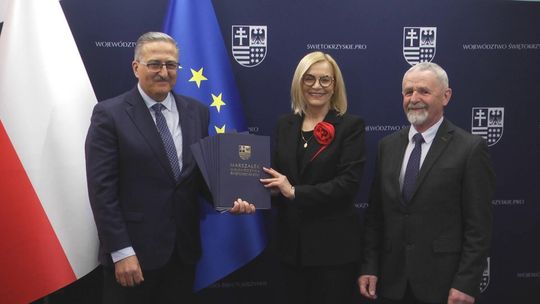 Podpisano umowy na ulepszenie szpitala w Czerwonej Górze