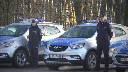 Policja szuka sprawcy, który ukradł radiowóz