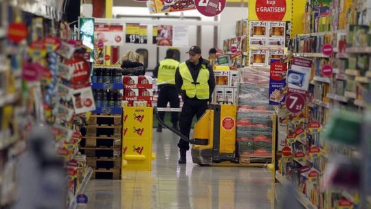 Policjant po służbie ujął sprawcę kradzieży sklepowej