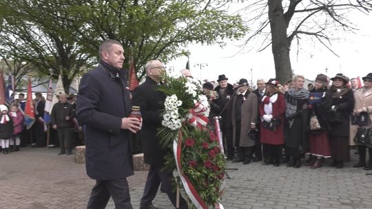 Polska się odrodziła. Cieszmy się wolną Polską. Uroczystości w Końskich