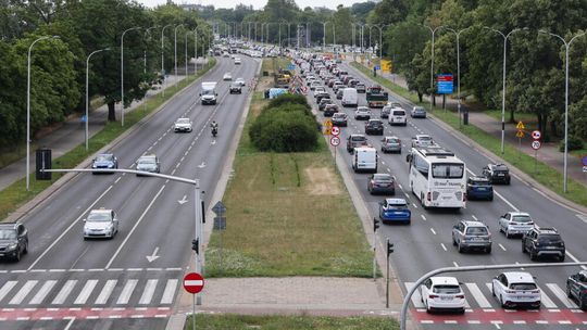 Polska szósta w UE pod względem liczby samochodów osobowych na 1 tys. osób