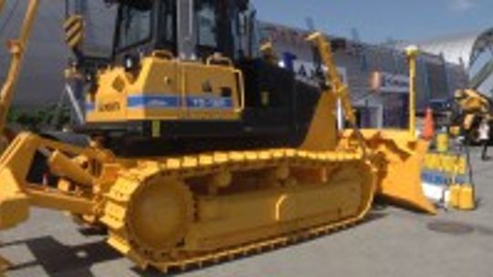 Potężne maszyny, konferencje i pokazy. Rozpoczęły się Targi Autostrada - Polska