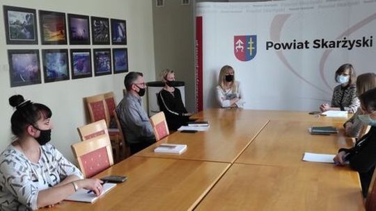 Powiat skarżyski uruchomi dwa punkty szczepień masowych. Trwają prace organizacyjne