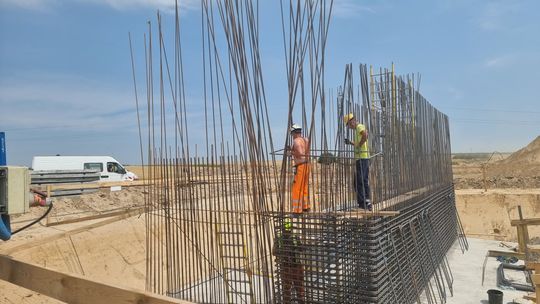 Powstaje wiadukty nad łącznikiem północnym DK74 do obwodnicy Opatowa – planowane zmiany organizacji ruchu