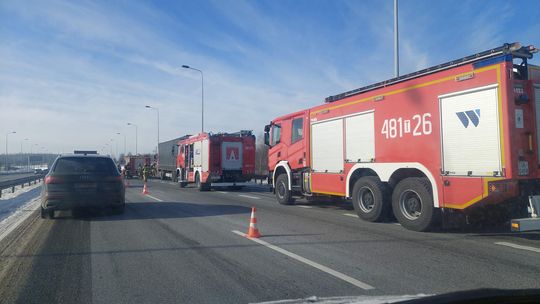 Pożar ciężarówki na trasie S7 - utrudnienia w ruchu