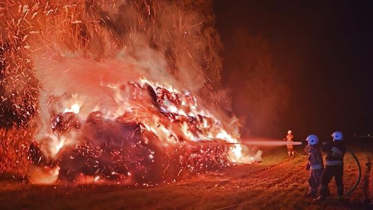 Pracowity początek weekendu strażaków w powiecie koneckim