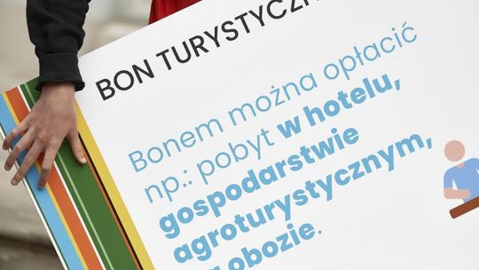 Prezes ZUS: nadal można korzystać z bonów turystycznych