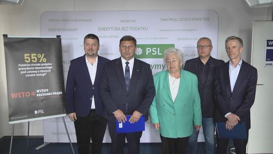 Prezydent walczy z wiatrakami, a PSL z Prezydentem