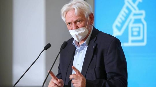Prof. Horban: stoimy przed faktem znacznego wzrostu zachorowań
