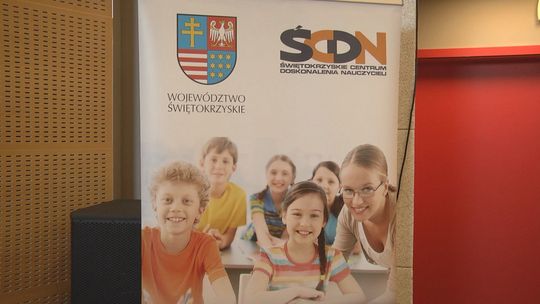 Promowali nauczanie dwujęzyczne w świętokrzyskiej edukacji