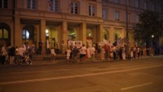Protest w obronie niezawisłości sądów w Kielcach