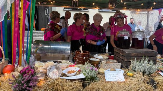 Radosne Dożynki Gminne w Brusie