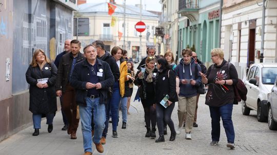 „Razem poznajemy Kielce”. Ruszył cykl spacerów dla gości z Ukrainy