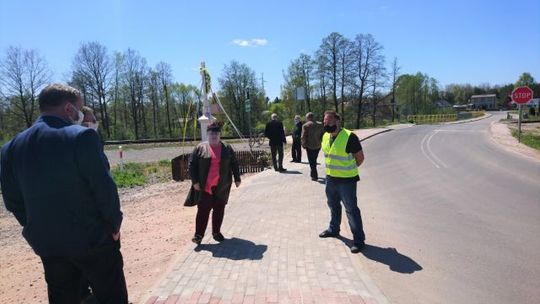 Remont chodnika w Mroczkowie zakończony