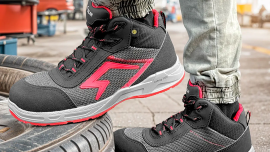 Robocze obuwie w Polsce dla budownictwa: Klasa S3 to absolutna podstawa Robocze obuwie w Polsce dla budownictwa: Klasa S3 to absolutna podstawa