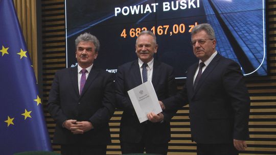 Są ogromne pieniądze na drogi lokalne w powiecie buskim Są ogromne pieniądze na drogi lokalne w powiecie buskim