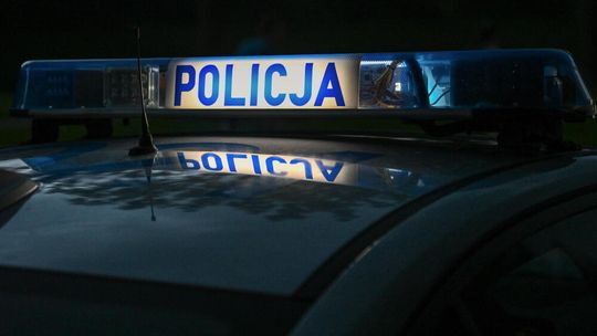 Są zarzuty dla 36-letniego mężczyzny, który w piątek zaatakował policjantów