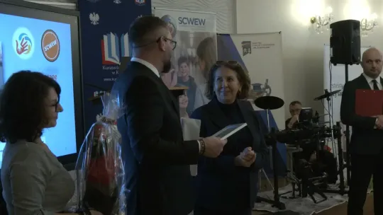 SCWEW wspiera szkoły i nauczycieli