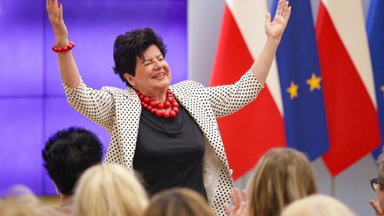 Senyszyn tworzy partię polityczną - Nową Falę Profesor Senyszyn. Wejście do Sejmu w 2027 r.