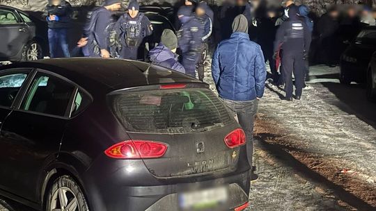 Skuteczne działania policjantów zapobiegły konfrontacji pseudokibiców Skuteczne działania policjantów zapobiegły konfrontacji pseudokibiców