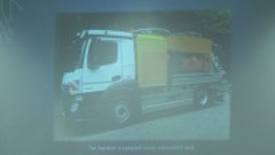 „Słoń – odkurzacz” oczyści kanalizację. Wodociągi Kieleckie zakupiły specjalistyczny pojazd