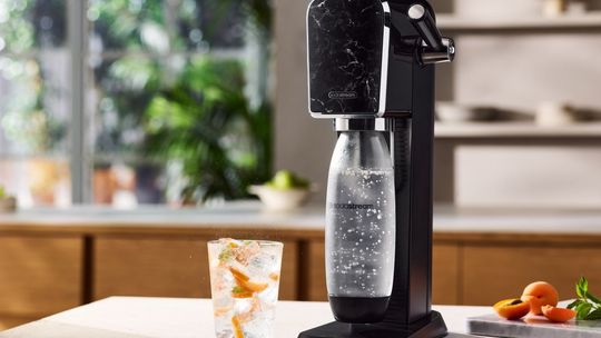 SodaStream przedstawia Art Marble. Saturator do gazowania wody w limitowanej wersji kolorystycznej